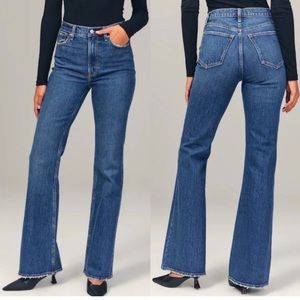 Abercrombie The Ultra High Rise 70s Vintage Flare Jean Size 2/ 26 Long
